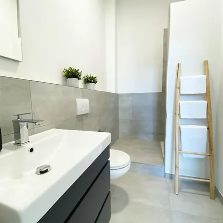 Boarding House - Self Check-in - Kostenfreie Parkplaetze * Hanau