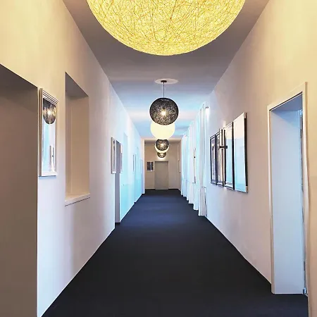 Hotel Boarding House