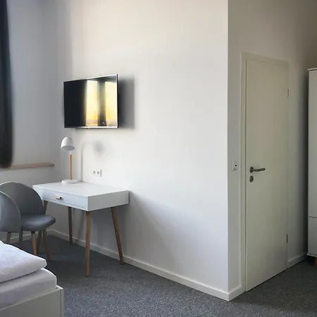 Hotell Boarding House - Self Check-in - Kostenfreie Parkplaetze