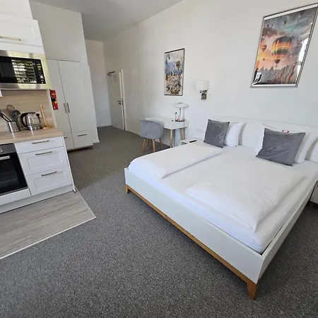 Boarding House - Self Check-in - Kostenfreie Parkplaetze Hanau