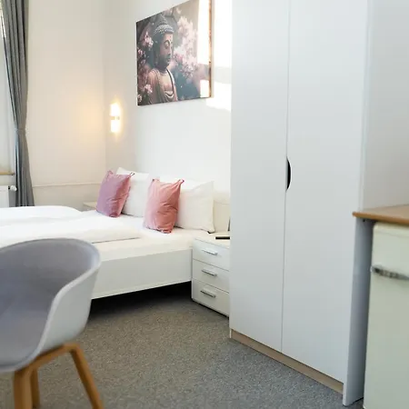 Boarding House - Self Check-in - Kostenfreie Parkplaetze Hotell