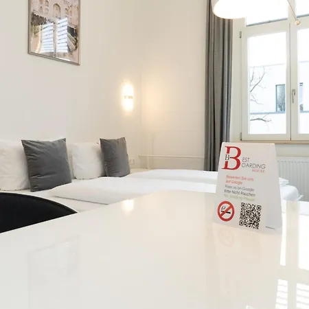 Hotell Boarding House - Self Check-in - Kostenfreie Parkplaetze