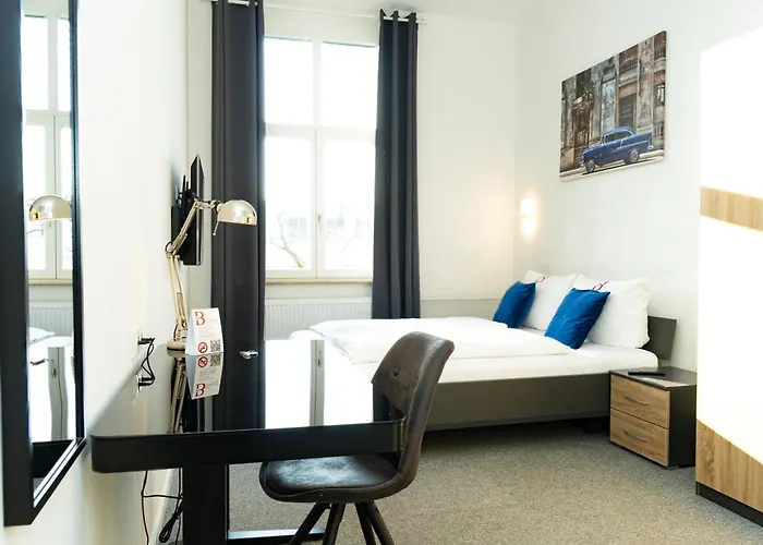 Boarding House - Self Check-in - Kostenfreie Parkplaetze 美茵河畔哈瑙