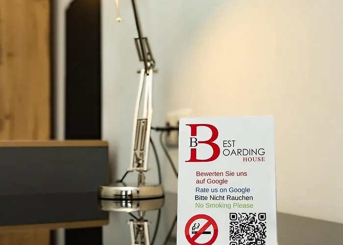 酒店 Boarding House - Self Check-in - Kostenfreie Parkplaetze 美茵河畔哈瑙